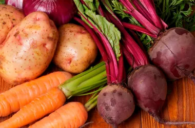 Предельные цены на «борщевый набор» и яблоки утвердил МАРТ