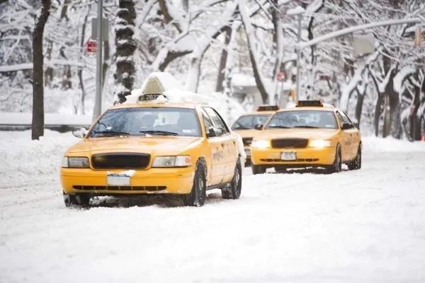 ГАИ займется проверкой столичных такси