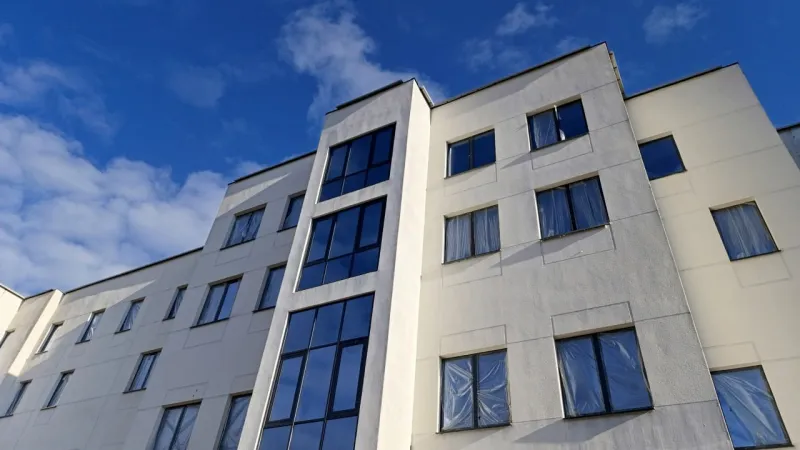 На месте долгостроя по ул. Маяковского  в этом году появится современный медцентр. Фото 2