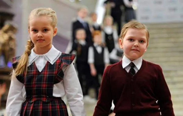 Деловой стиль для школ закреплен законодательно