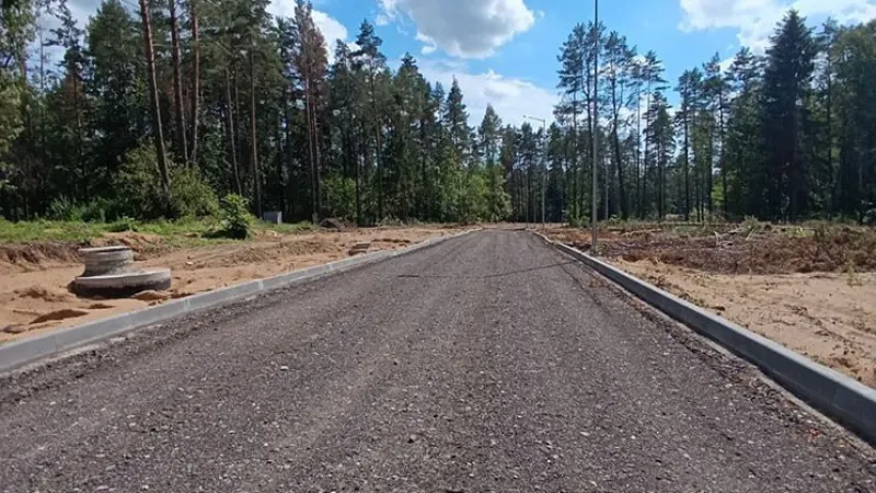 Более ста коттеджей возводят в Степянке. Фото 7