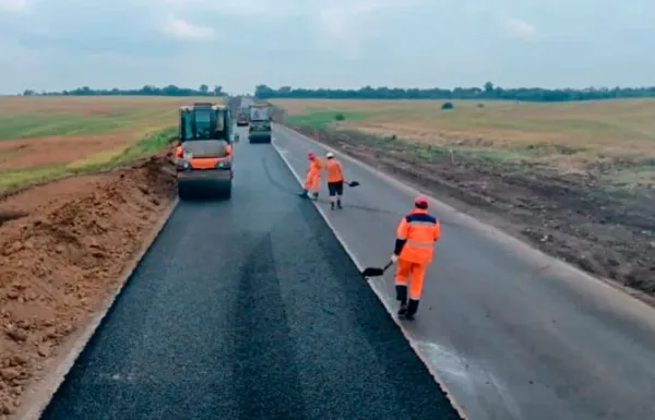 Более 25 тысяч квадратных метров дорог обновят в Беларуси за пятилетку
