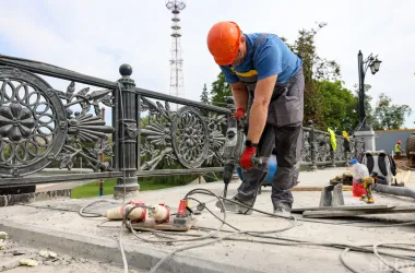 Движение по мосту через Свислочь в Минске планируют открыть с опережением графика