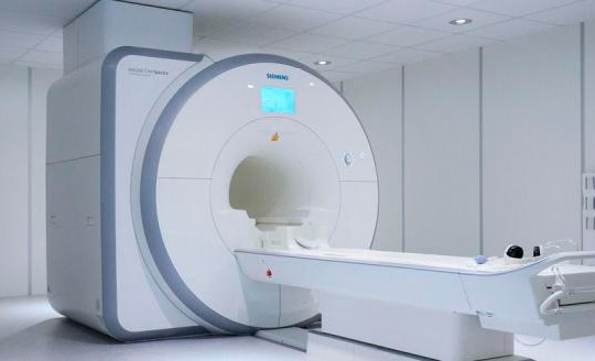 Новые аппараты МРТ заработали в двух клиниках Минска