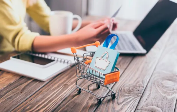 ЕАЭС повысил беспошлинный лимит для зарубежных онлайн-покупок до 200 евро