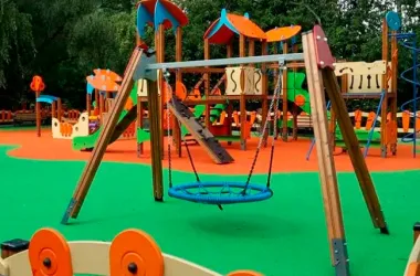 Современные игровые комплексы появятся на детских площадках в Минске