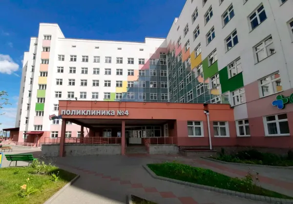 Минздрав утвердил график работы медучреждений на предстоящие праздники