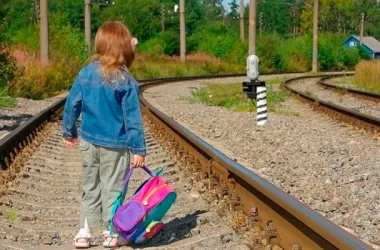 БЖД усилит безопасность на школьных каникулах