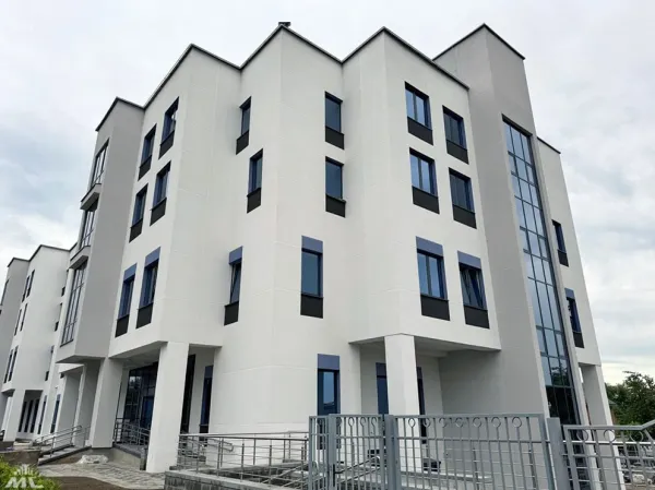 Долгострой на Маяковского превратился в современную клинику