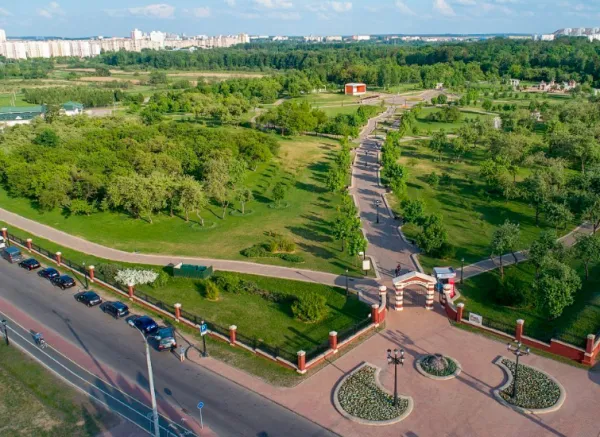 Трехзвездочную гостиницу откроют на территории Лошицкого парка