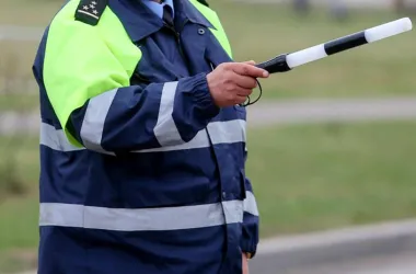 Столичная ГАИ проверяет водителей каршеринговых авто