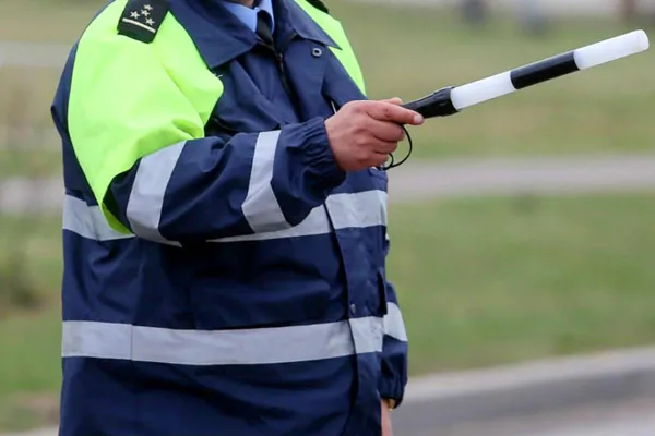 Столичная ГАИ проверяет водителей каршеринговых авто