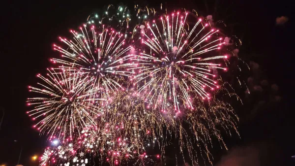 Праздничный салют украсит небо столицы 9 мая