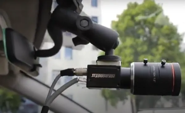 В столице начал работать новый комплекс контроля за парковкой