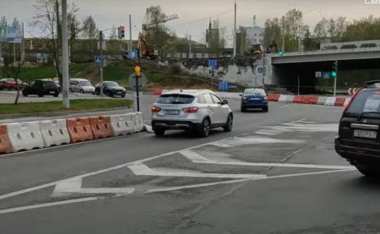 Капремонт путепровода проходит на пр. Жукова. Как организовано движение