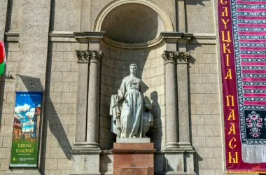 Главный корпус Художественного музея Минска закрыли – куда идти туристам