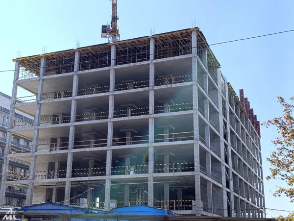 Корпус Минского онкоцентра на проспекте Независимости близок к завершению монолитных работ