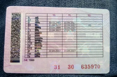 Водительские удостоверения сроком на 20 лет начнут выдавать с 23 марта в Беларуси