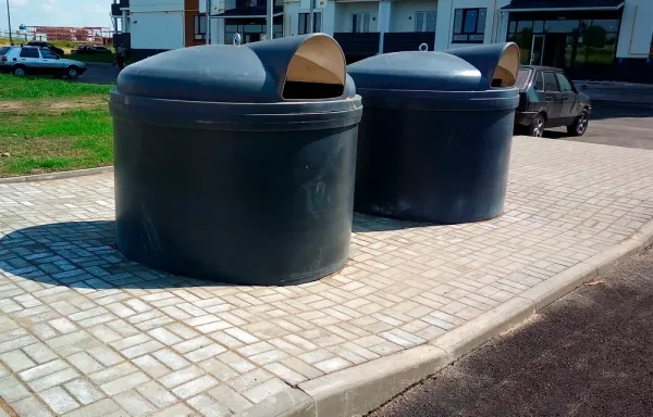 Более 700 модульных конструкций для сбора отходов установят в столице в текущем году