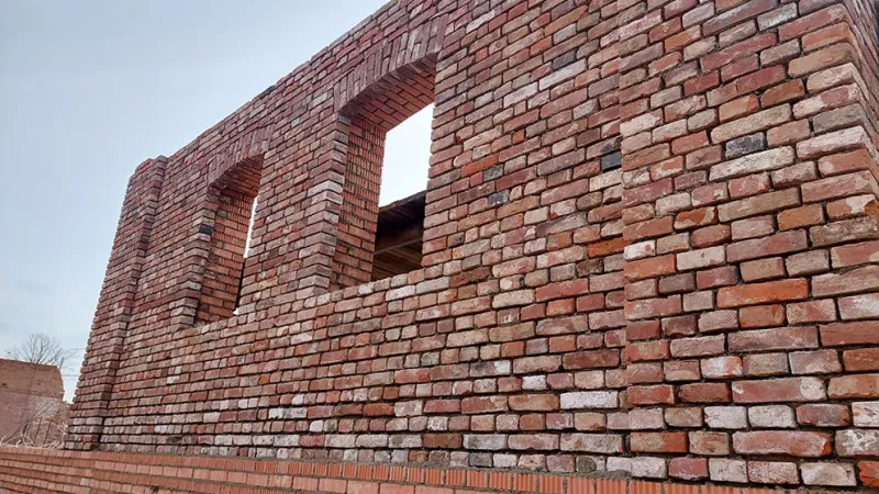 Историческая застройка ХIХ века в Лошицком парке обретает новую жизнь. Фото 2