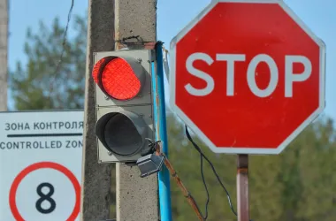 С 16 августа запрещен въезд в Литву для всех легковых белорусских авто