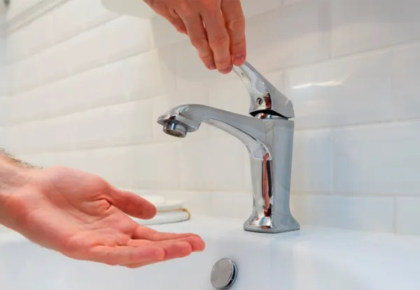 Отключение горячей воды в Минске с 17 июня (адреса)