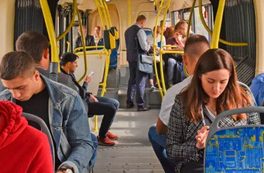 Учащиеся 3-х курсов средних специальных учебных заведений получили право на бесплатный проезд