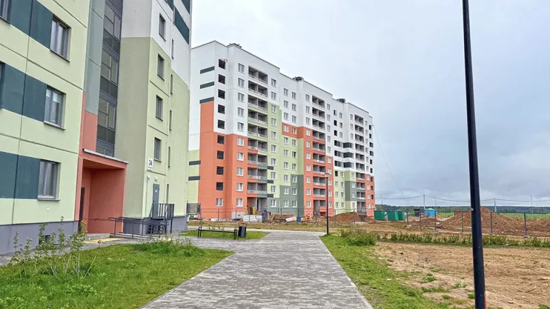 В микрорайоне Сокол полным ходом идет застройка квартала №5. Фото 1