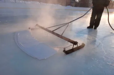 Более 40 ледовых площадок подготовят в Минске к зимним каникулам