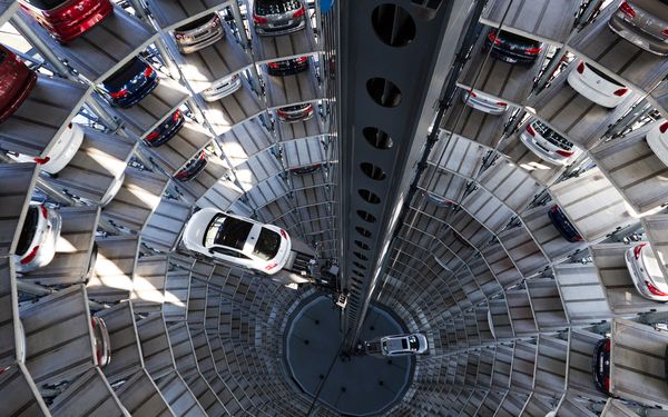 Высокотехнологичные решения для парковок обсуждаются в столице