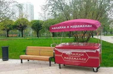Более 1 100 нестационарных объектов уличной торговли откроются в столице