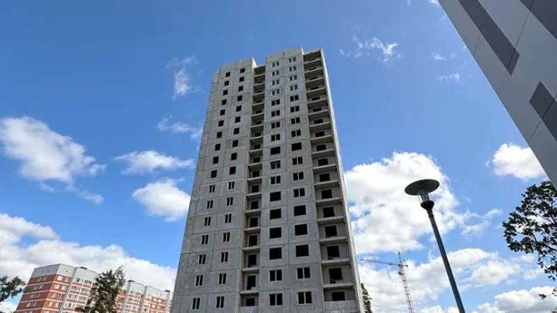 Квартал в границах улиц Карвата, Геологической, Высокой и Связистов стремительно меняет облик. Фото 1