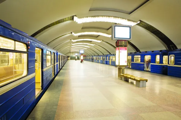 График работы метро изменится 9 мая