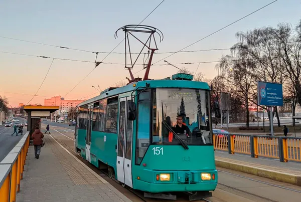 Временный запрет на движение трамваев от ул. Красной до ДС «Озеро» будет введен с 15 марта
