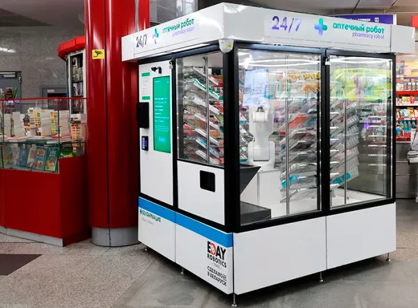 На столичном вокзале появился первый в стране аптечный робот