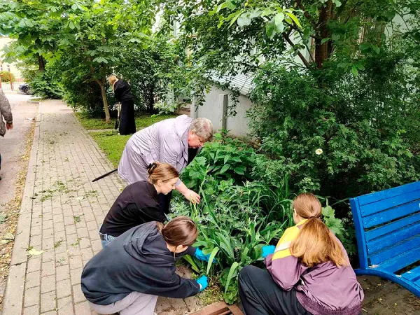 Молодежное движение по благоустройству дворов стартовало в Минске