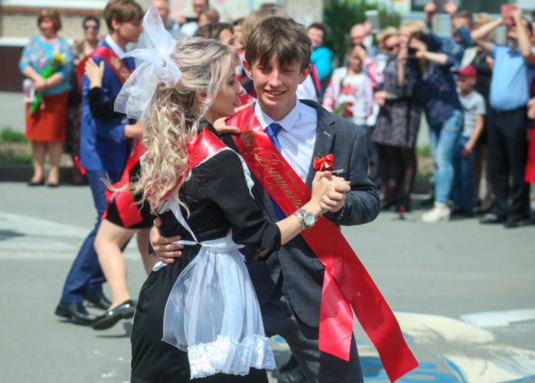 Даты последних звонков и выпускных утверждены в Минске