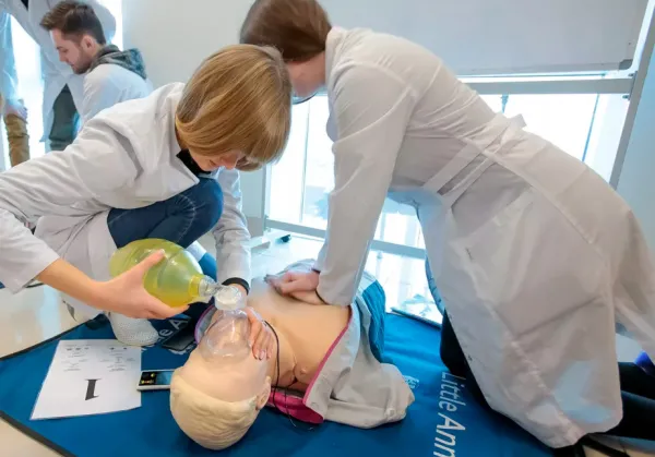 Белорусское медицинское образование включает 90% практики и командный подход