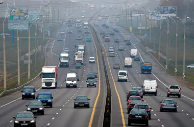 Тихоходы исключат из транспортного потока на МКАД с декабря