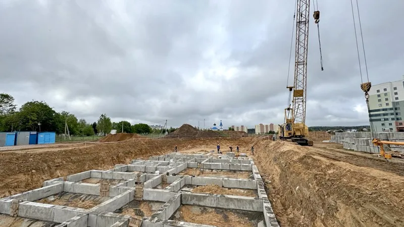 В микрорайоне Сокол полным ходом идет застройка квартала №5. Фото 6