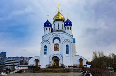 Расписание рождественских богослужений 6 и 7 января