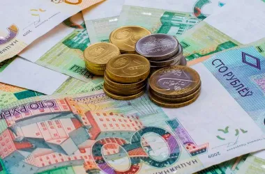 Минтруда напомнило о правилах уплаты страховых взносов для ИП, нотариусов и адвокатов