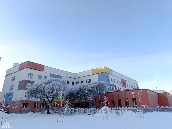 На Голубева открылась обновленная детская поликлиника с цветными этажами и бассейнами