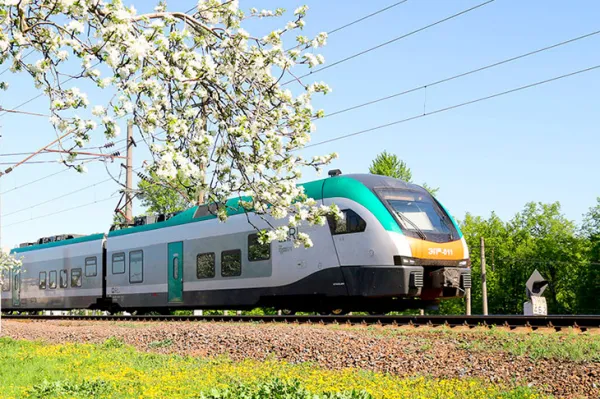 БЖД вводит дополнительные меры для перевозки пассажиров в майские праздники