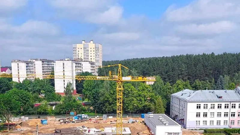 Детский сад с бассейном строят в Заводском районе. Фото 1