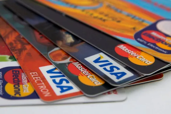 Правила пользования банковскими картами изменятся с 22 мая