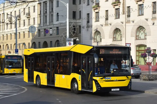 Схема движения общественного транспорта изменится на три дня из-за ремонта на пр. Независимости