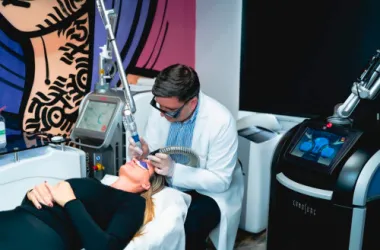 Семейная пара Mikalai и Hanna Varabyou выводит индустрию перманентного макияжа и удаления на новый уровень