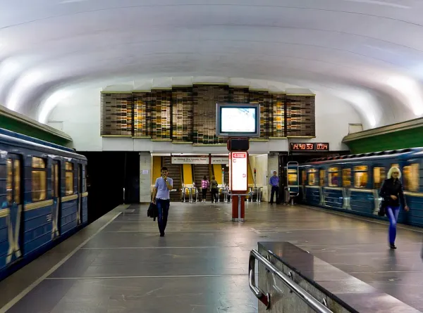 Минский метрополитен изменит график работы в связи с Республиканским балом выпускников